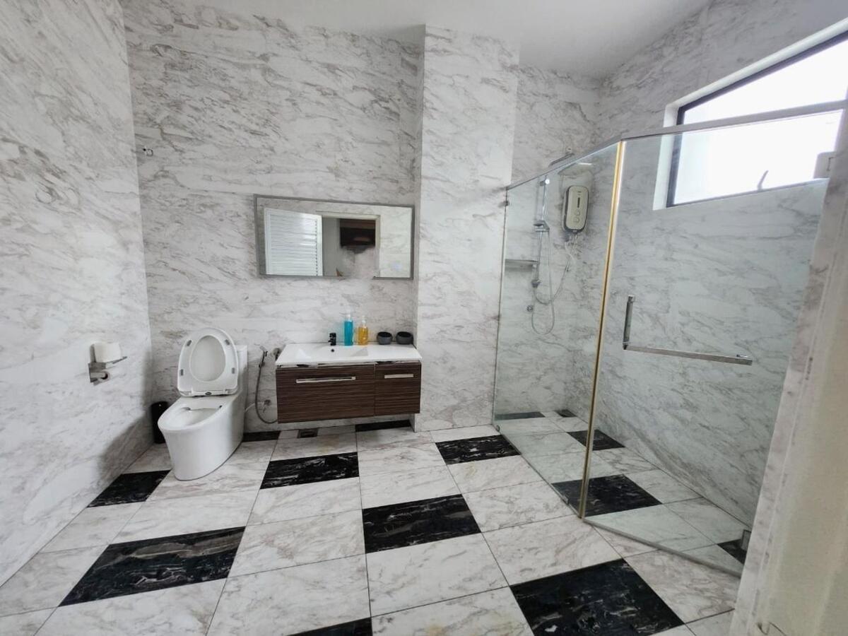 Botani Nardine Luxury Semi D 5br5bath19pax Rumah percutian *