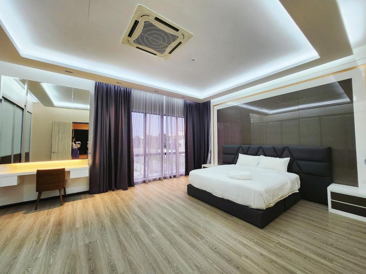 Botani Nardine Luxury Semi D 5br5bath19pax Rumah percutian Ipoh