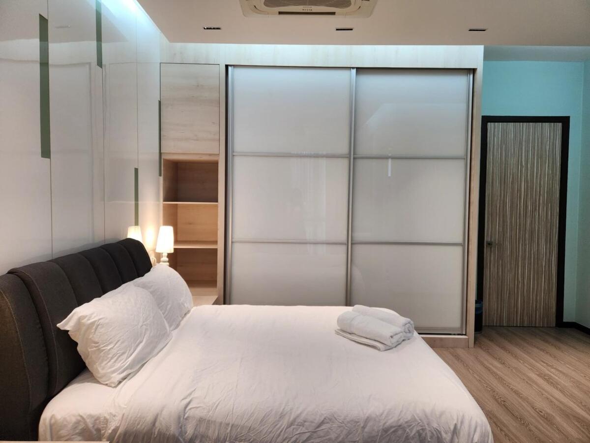 Botani Nardine Luxury Semi D 5br5bath19pax Ipoh